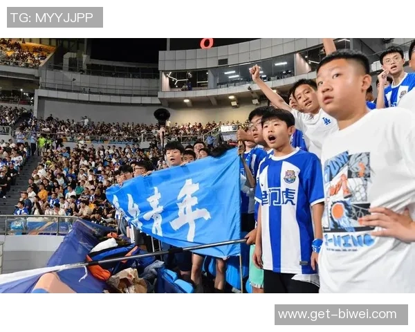 盘锦业余足球热潮兴起球迷激情四溢助力地方足球发展